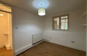 Property for Auction in London - 27A Amersham Road, New Cross, London