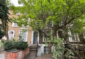 Property for Auction in London - 27A Amersham Road, New Cross, London