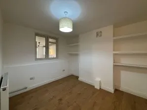 Property for Auction in London - 27A Amersham Road, New Cross, London