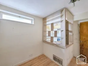 Property for Auction in London - Flat 46 Isobel House, Staines Road West, Sunbury-on-Thames, Middlesex