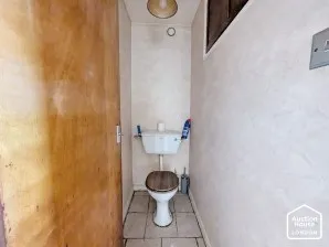 Property for Auction in London - Flat 46 Isobel House, Staines Road West, Sunbury-on-Thames, Middlesex