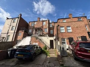 Property for Auction in London - 3A Brent Mansions, Brent Street, Hendon, London