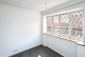 Property for Auction in London - 5 Walpole Buildings, Church Street, Rickmansworth, Hertfordshire