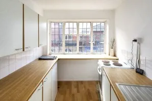 Property for Auction in London - 5 Walpole Buildings, Church Street, Rickmansworth, Hertfordshire
