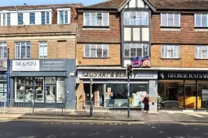 Property for Auction in London - 5 Walpole Buildings, Church Street, Rickmansworth, Hertfordshire