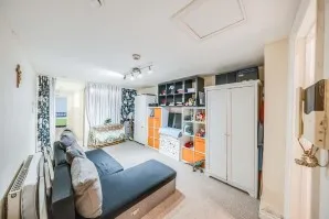 Property for Auction in London - 181 Brighton Road, South Croydon, Surrey