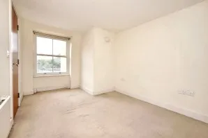 Property for Auction in London - 36 Flagstaff Court, Canterbury, Kent