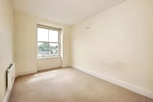 Property for Auction in London - 36 Flagstaff Court, Canterbury, Kent