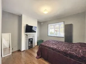 Property for Auction in London - 4 Mayfield Road, Walthmastow, London