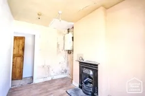 Property for Auction in London - 70A St. James Road, Watford, Hertfordshire