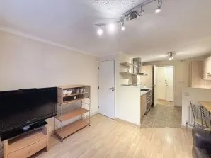 Property for Auction in London - Flat 8, 104 Lisson Grove, Marylebone, London