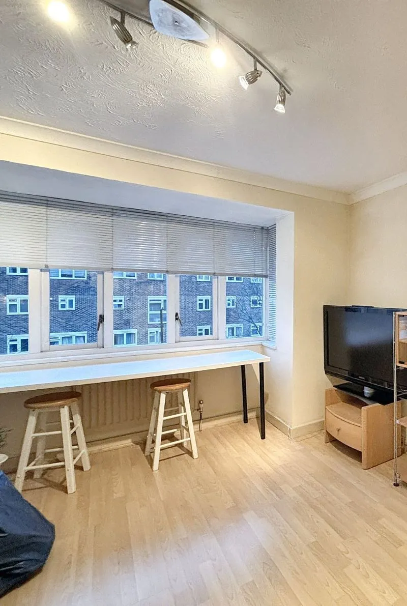 Lisson Grove, Marylebone, London, NW1 6LW - Online Auctions