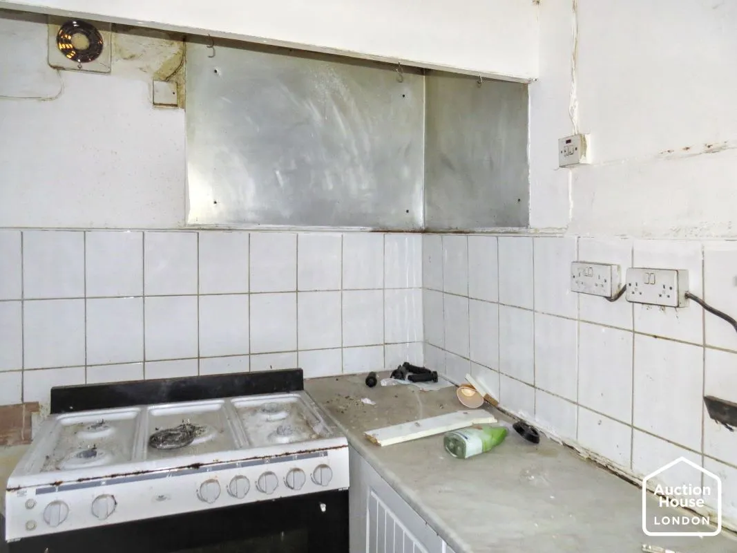 Lytham Road, Blackpool, Blackpool, FY1 6DU - Online Auctions