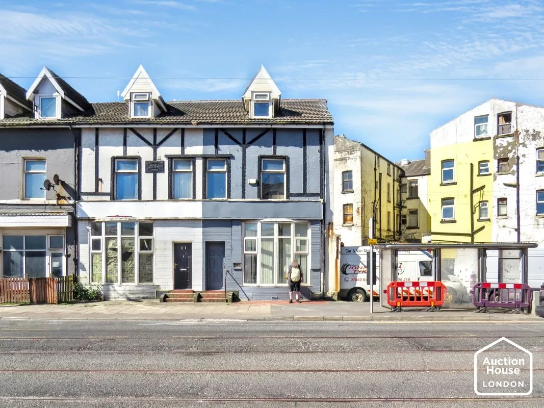 Lytham Road, Blackpool, Blackpool, FY1 6DU - Online Auctions