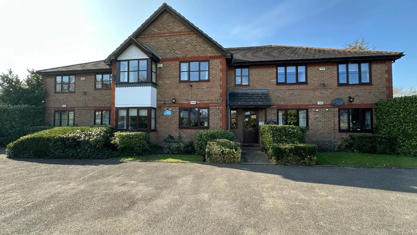 Cramer Court, Warwick Road, New Malden, Surrey, KT3 3SH - Online Auctions