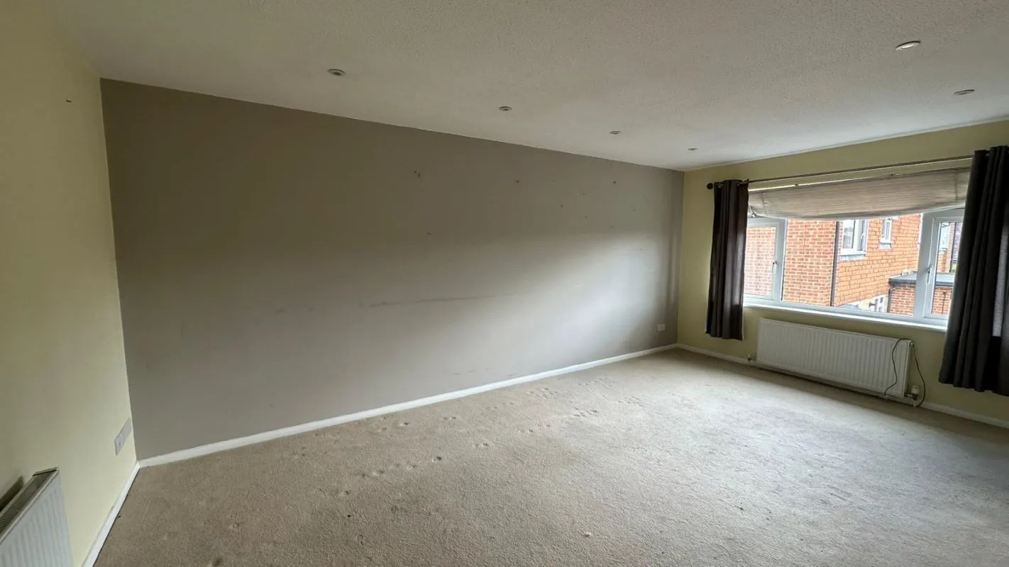 Berkeley Court, Albert Road, Ashtead, Surrey, KT21 1BJ - Online Auctions