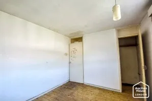 Property for Auction in London - 422 Grace Way, Stevenage, Hertfordshire