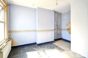 Property for Auction in London - 70A St. James Road, Watford, Hertfordshire