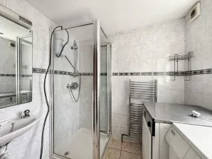 Property for Auction in London - 9 Hart Grove, Ealing, London