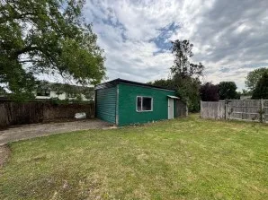 Property for Auction in London - 50 Bushey Grove Road, Bushey, Hertfordshire