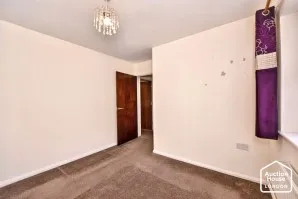 Property for Auction in London - 31 Heather Close, Layer-de-la-Haye, Colchester, Essex