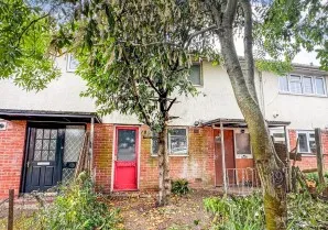 Property for Auction in London - 19 Ash Close, Hythe, Southampton, Hampshire