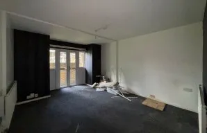 Property for Auction in London - 29 Playford Square, Vincent Road, Luton, Bedfordshire