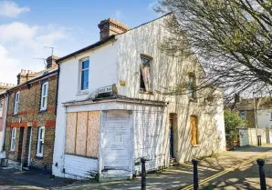 Property for Auction in London - 51 Castle Road, Chatham, Kent