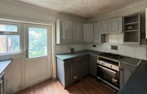 Property for Auction in London - Flat 1, 85 Avondale Road, South Croydon, Surrey