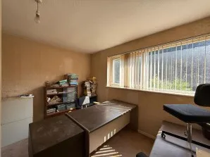 Property for Auction in London - 4 Dunsmore, The Hoe, Watford, Hertfordshire