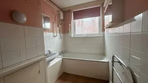 Property for Auction in London - Flat 4 Ruskin House, Selsdon Road, South Croydon, Surrey
