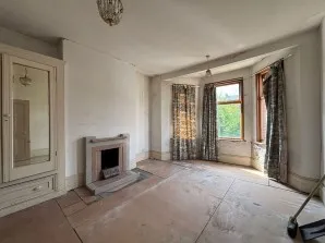 Property for Auction in London - 196 Victoria Road, Muswell Hill, London