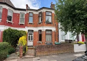 Property for Auction in London - 196 Victoria Road, Muswell Hill, London