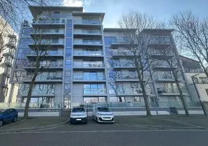 Property for Auction in London - Flat 22 Lock House Tavern Quay, Rope Street, Rotherhithe, London