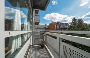 Property for Auction in London - Flat 111 Courtenay House, 9 New Park Road, Brixton, London