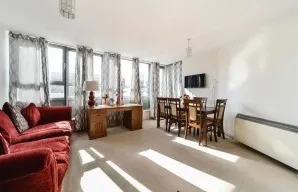 Property for Auction in London - Flat 111 Courtenay House, 9 New Park Road, Brixton, London