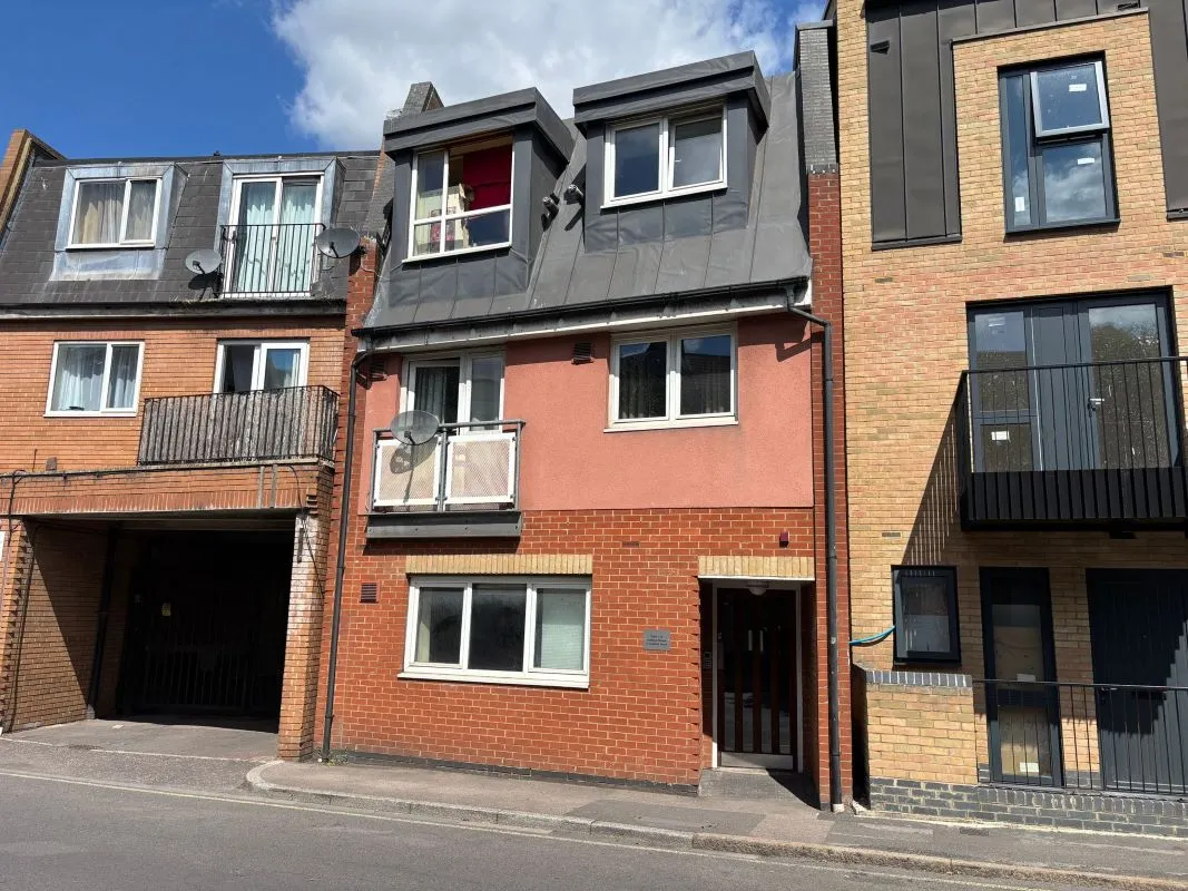 Lapidge House, Coombe Road, Kingston upon Thames, Surrey, KT2 7AB - Online Auctions