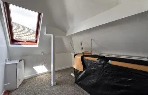 Property for Auction in London - Flat F, 28 Hibernia Road, Hounslow, Middlesex