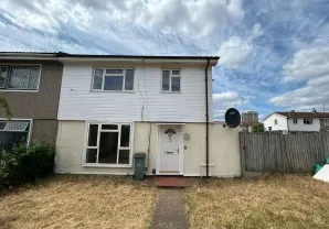 Property for Auction in London - 14 Stratford Close, Dagenham, Essex
