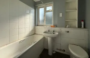 Property for Auction in London - 14 Stratford Close, Dagenham, Essex
