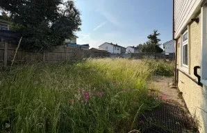 Property for Auction in London - 14 Stratford Close, Dagenham, Essex