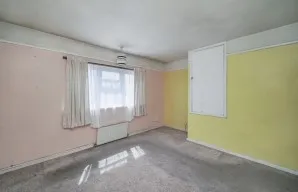 Property for Auction in London - 96 Teviot Road, Tilehurst, Reading, Berkshire