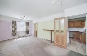 Property for Auction in London - 96 Teviot Road, Tilehurst, Reading, Berkshire