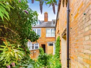 Property for Auction in London - 126 Westcotes Drive, Leicester, Leicestershire