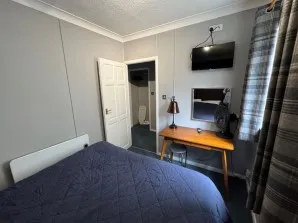 Property for Auction in London - Elm Cottage, Syndale Park, London Road, Faversham, Kent