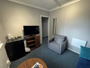 Property for Auction in London - Elm Cottage, Syndale Park, London Road, Faversham, Kent