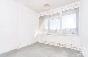 Property for Auction in London - 35 Princesses Parade, Waterside, Crayford, Dartford, Kent