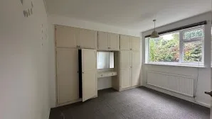 Property for Auction in London - 5 Midhurst Hill, Bexleyheath, Kent