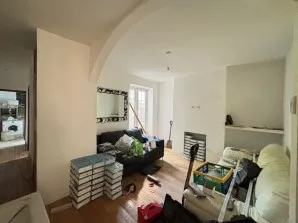 Property for Auction in London - 197 Plumstead High Street, Plumstead, London