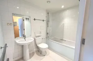 Property for Auction in London - Flat 701 Signal Building, Station Approach, Hayes, Middlesex